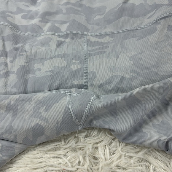 Lululemon Wunder Under Short 10" *Ribbed Incognito Camo Jacquard Alpine - Picture 2 of 4
